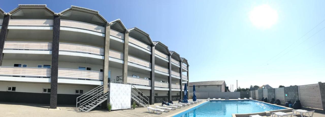 Lazurit Family Hotel Lazurne Exteriér fotografie