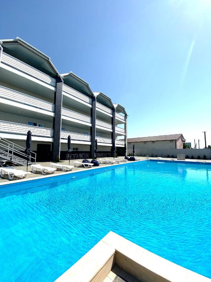 Lazurit Family Hotel Lazurne Exteriér fotografie
